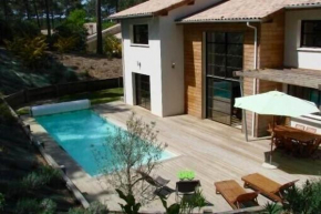 Villa de 5 chambres avec piscine privee terrasse amenagee et wifi a Biscarrosse